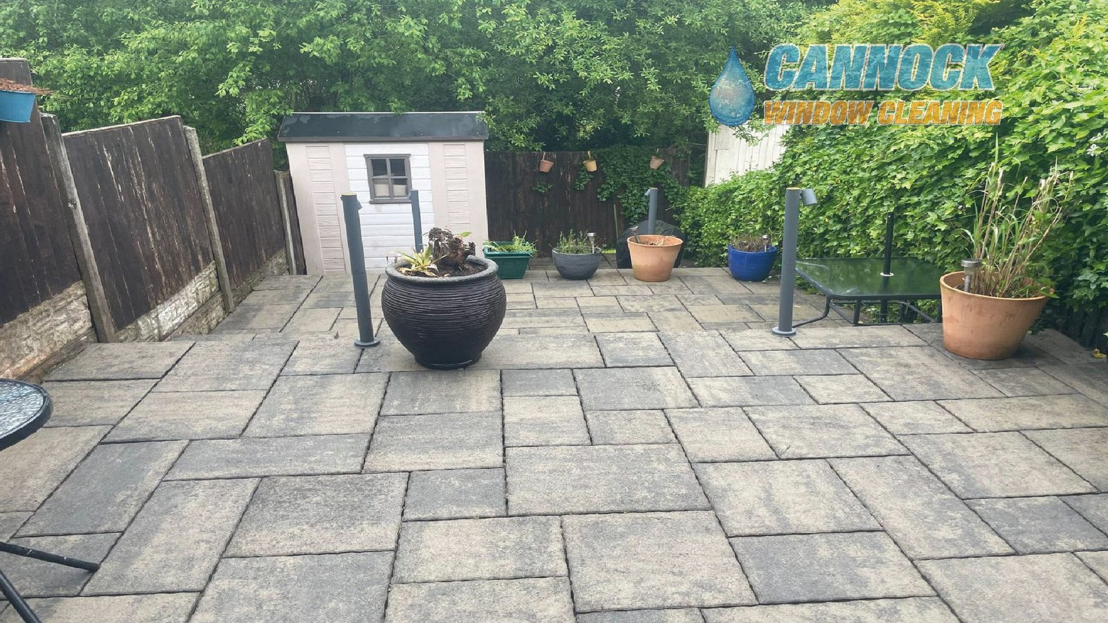 The same slab patio clean